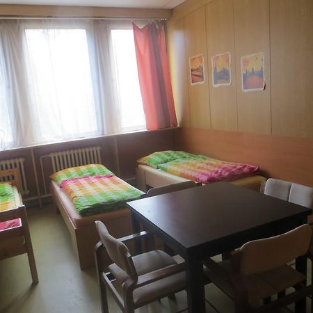 Hostel MontyŘíčany エクステリア 写真