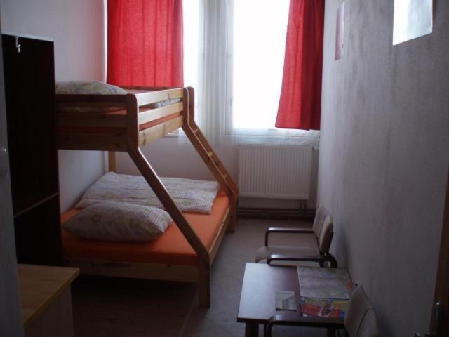 Hostel MontyŘíčany エクステリア 写真